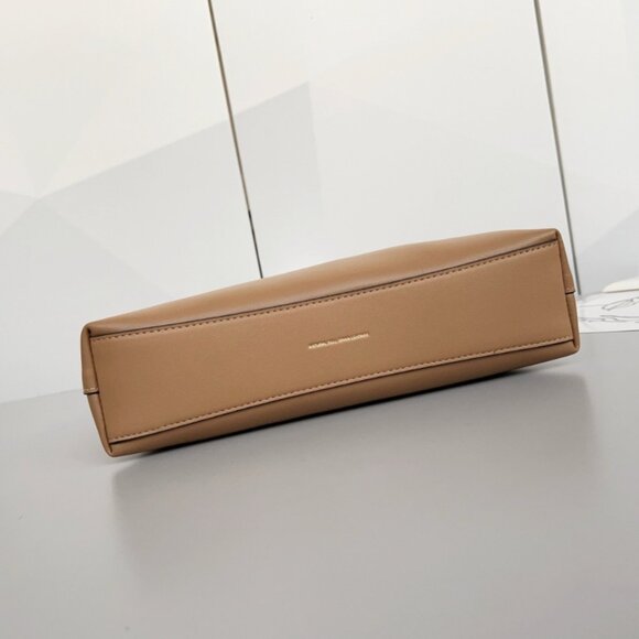 Coach Light Brown Leather Shoulder Bag - Picture 5 of 9